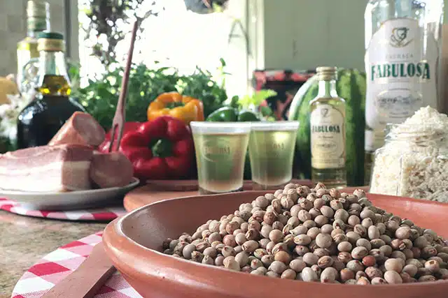 Farofa De Feijao Andu E Cachaca Mineira 3 Farofa De Feijão Andu E Cachaça Mineira 3