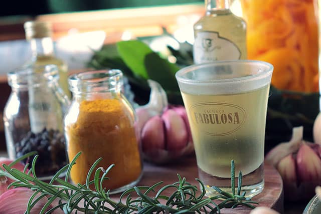 Frango Caipira com Pequi e Cachaça 24